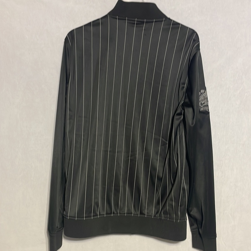 Finally Famous Jacket - Picture 5 of 6